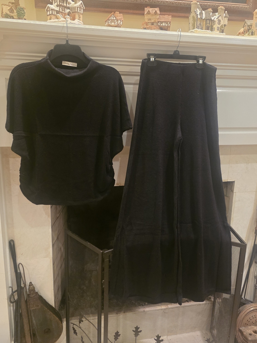Zenana Outfitters Black Knit Wide-Leg Pants & Short-Sleeve Sweater Set